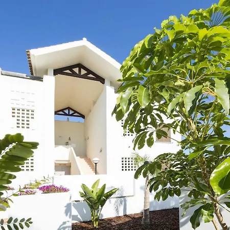Apartment Luxury Apartment, Surrounded By Several Golf Courses And Near The Sea