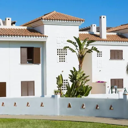 Luxury Apartment, Surrounded By Several Golf Courses And Near The Sea *