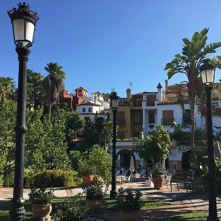 Luxury Apartment, Surrounded By Several Golf Courses And Near The Sea Apartment Alcaidesa